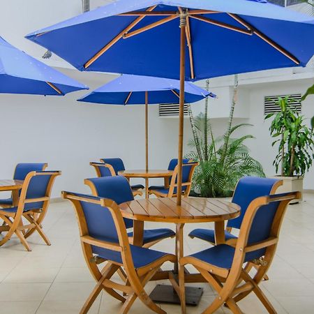 Hotel Neiva Plaza Екстер'єр фото