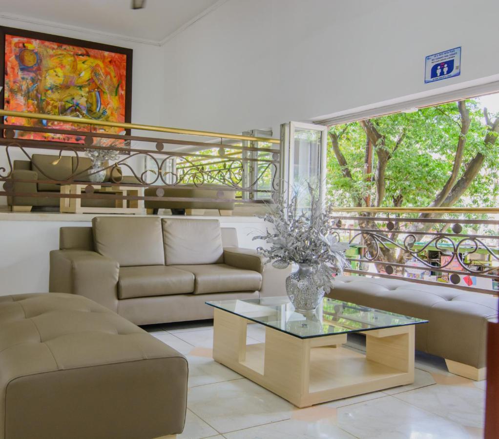 Hotel Neiva Plaza Екстер'єр фото