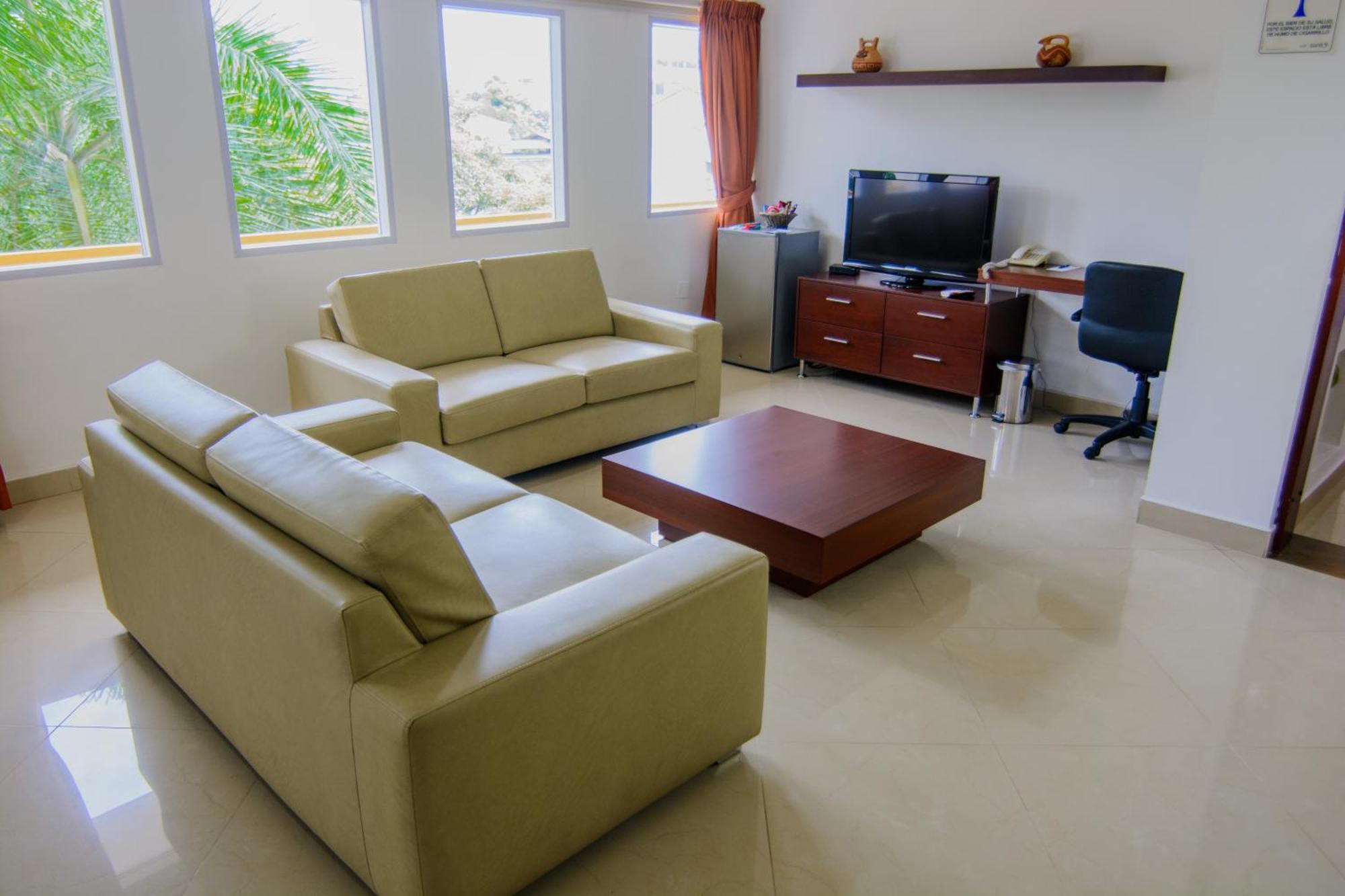 Hotel Neiva Plaza Екстер'єр фото