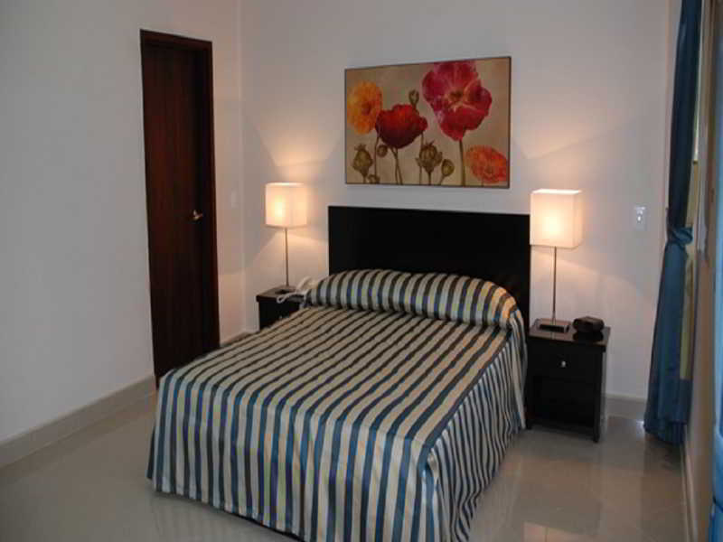 Hotel Neiva Plaza Екстер'єр фото